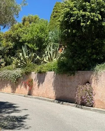 Vila Aiguebelle Le Lavandou